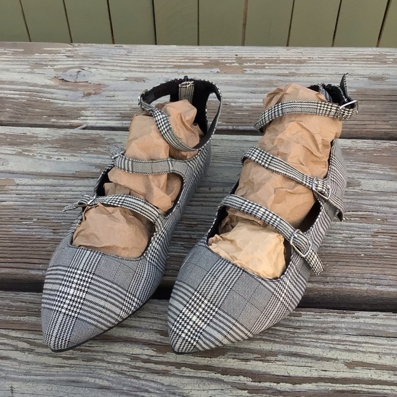 Torrid Plaid Triple Buckle 
Women’s Flats Size 9 W - Picture 2 of 8